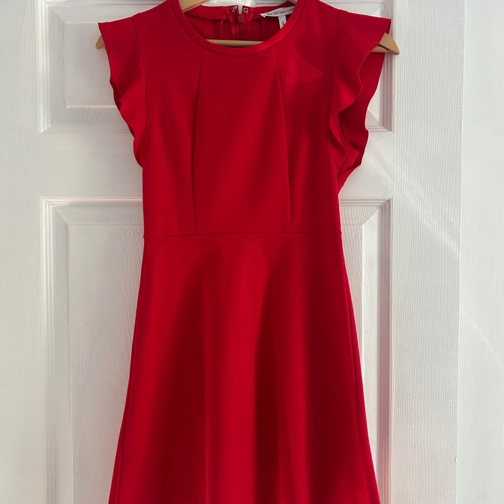 Short cranberry dress with ruffle sleeves